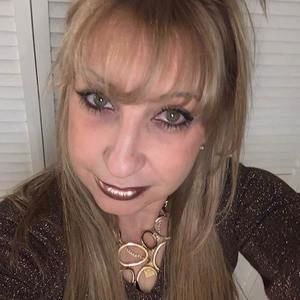 Meet your Posher, Anita